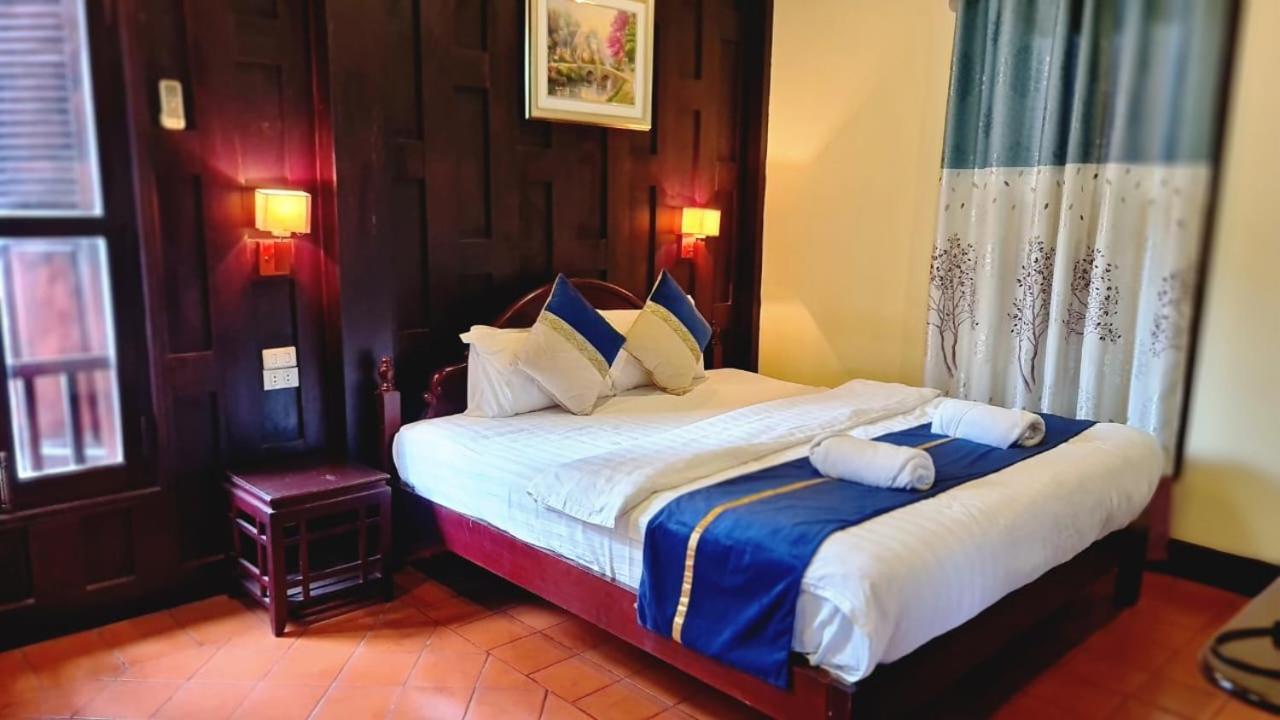 Villa Le Tam Tam Boutique Hotel Luang Prabang Exteriör bild